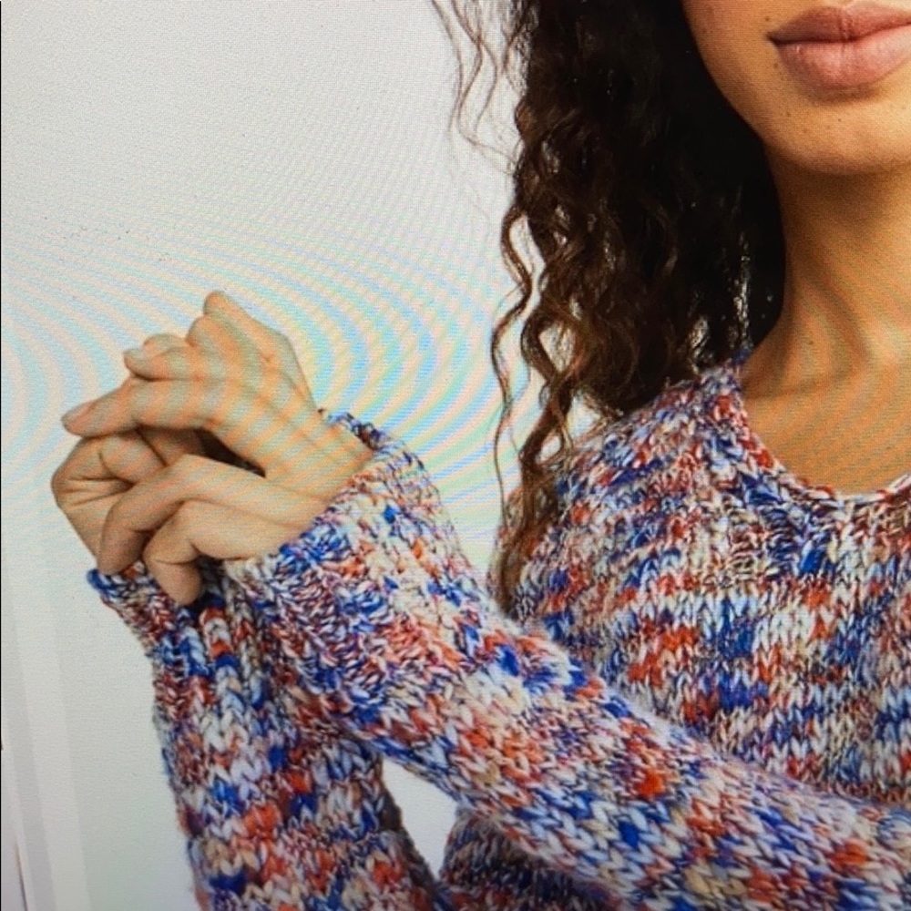 LOU & GREY MARLED V-NECK SWEATER